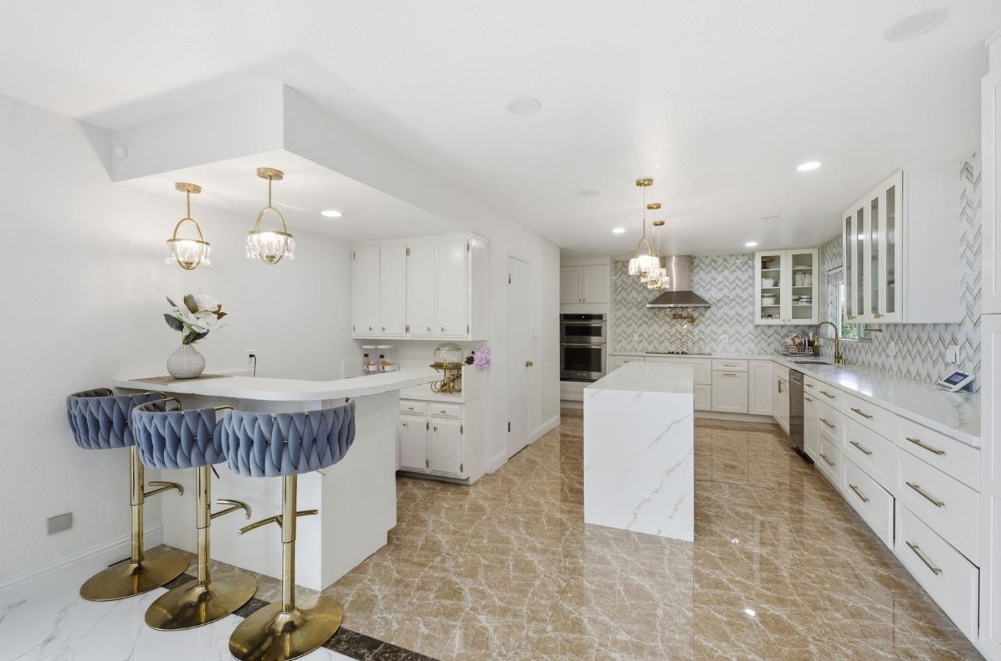 26918 Claiborne Court