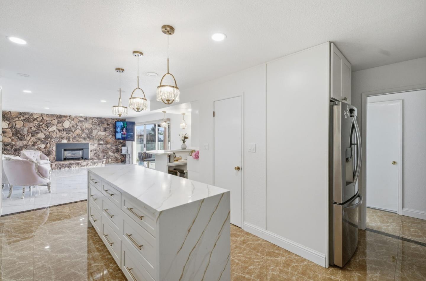 26918 Claiborne Court