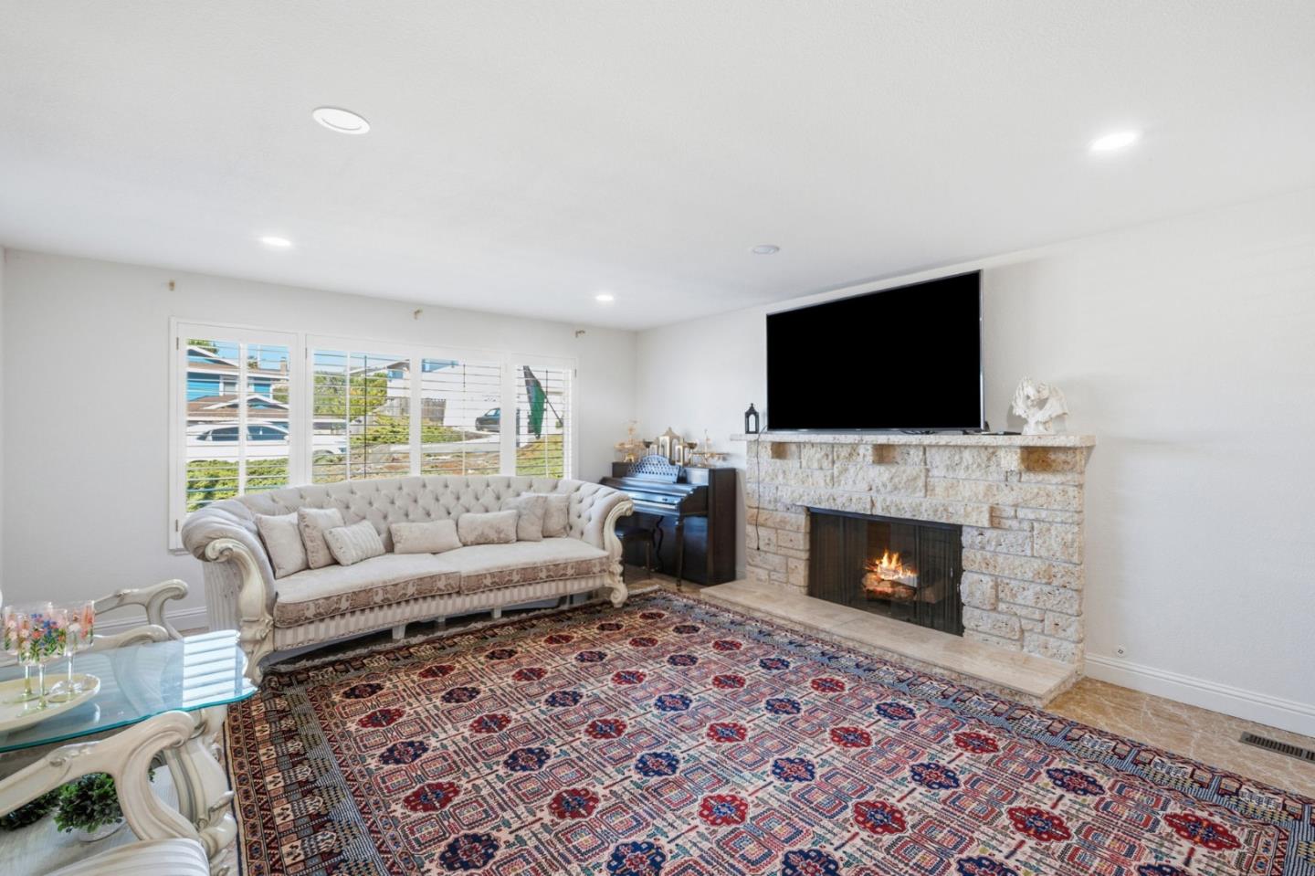 26918 Claiborne Court