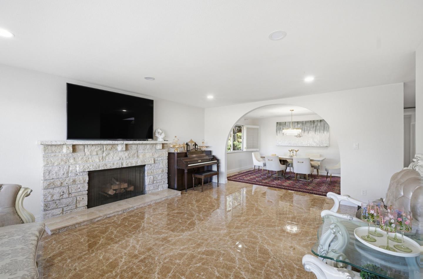 26918 Claiborne Court