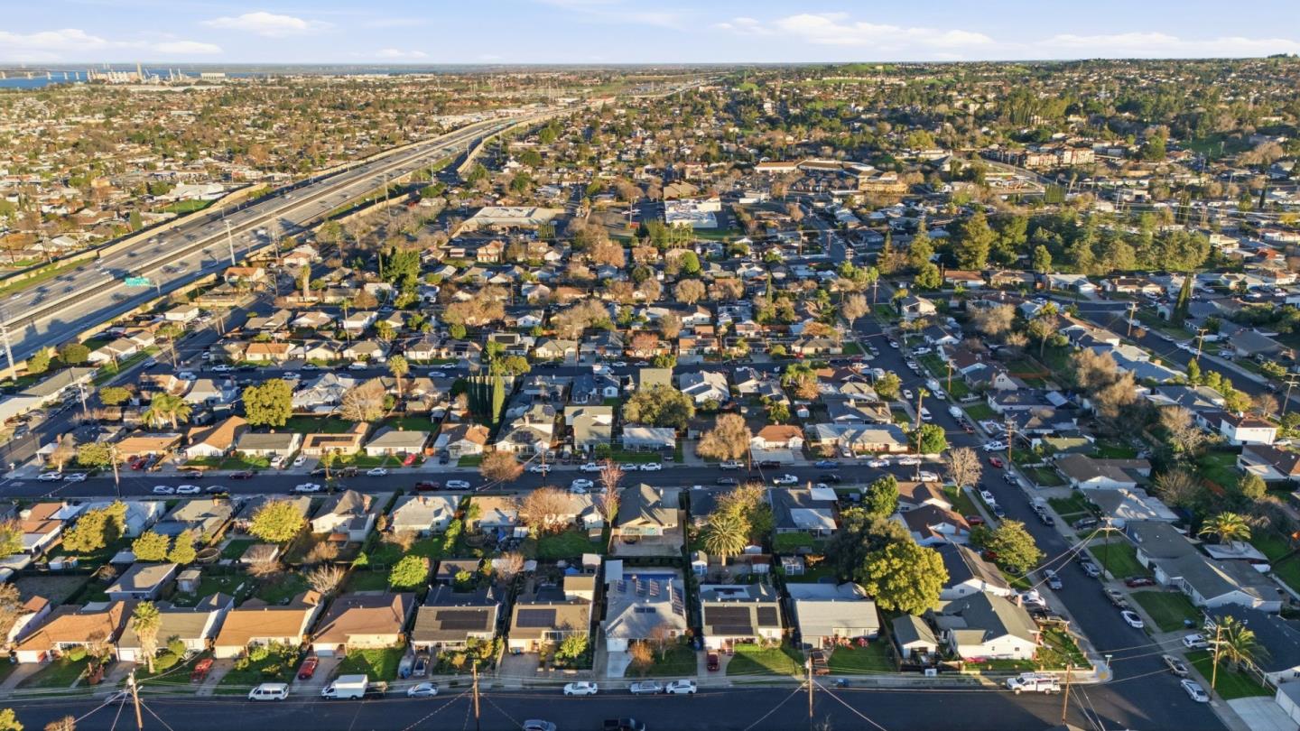 2744 Capistrano Street