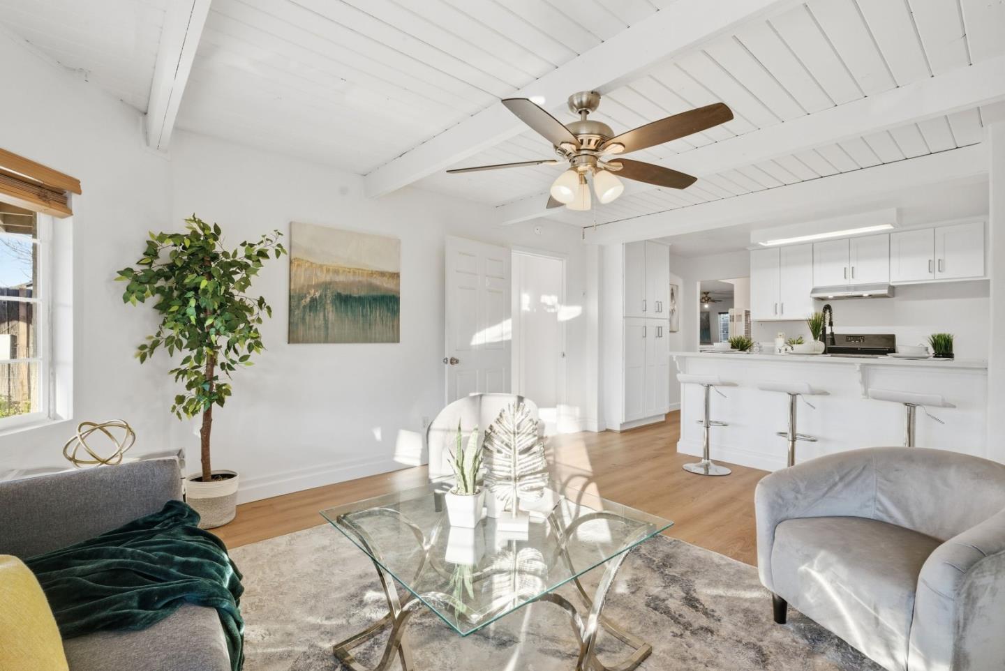 2744 Capistrano Street