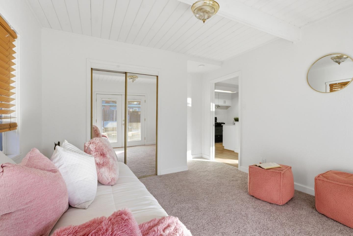 2744 Capistrano Street