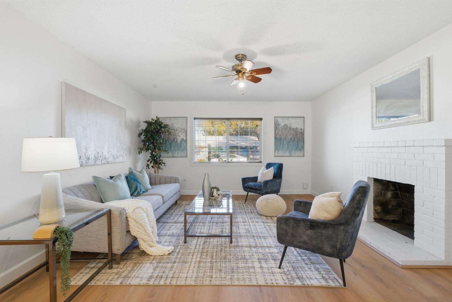 2744 Capistrano Street