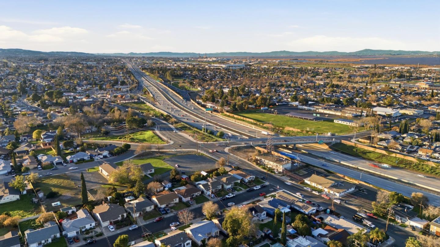 2744 Capistrano Street