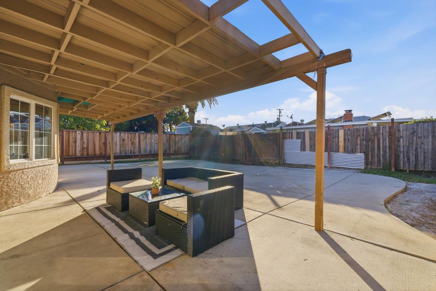 2744 Capistrano Street