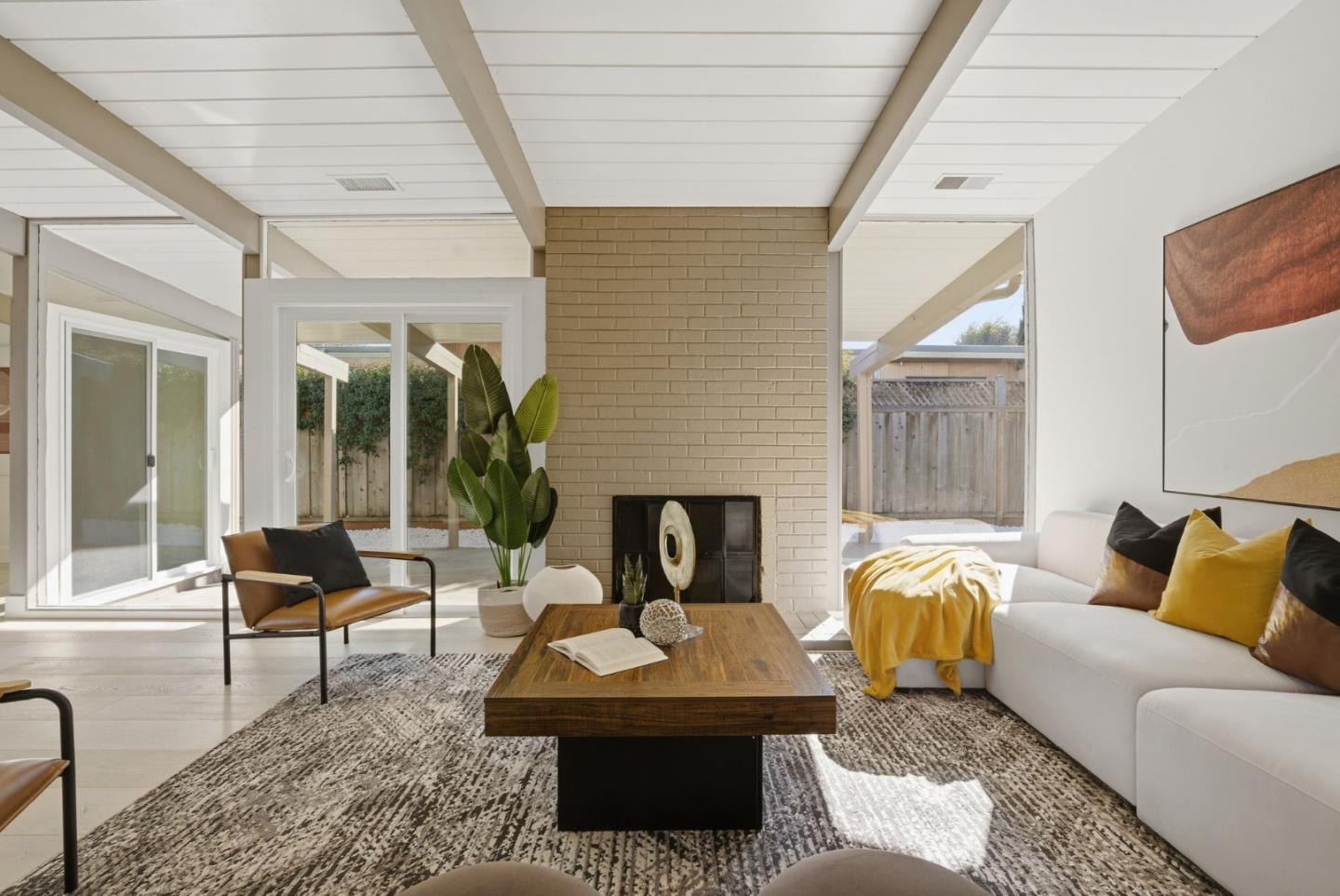 1622 Eleanor Drive