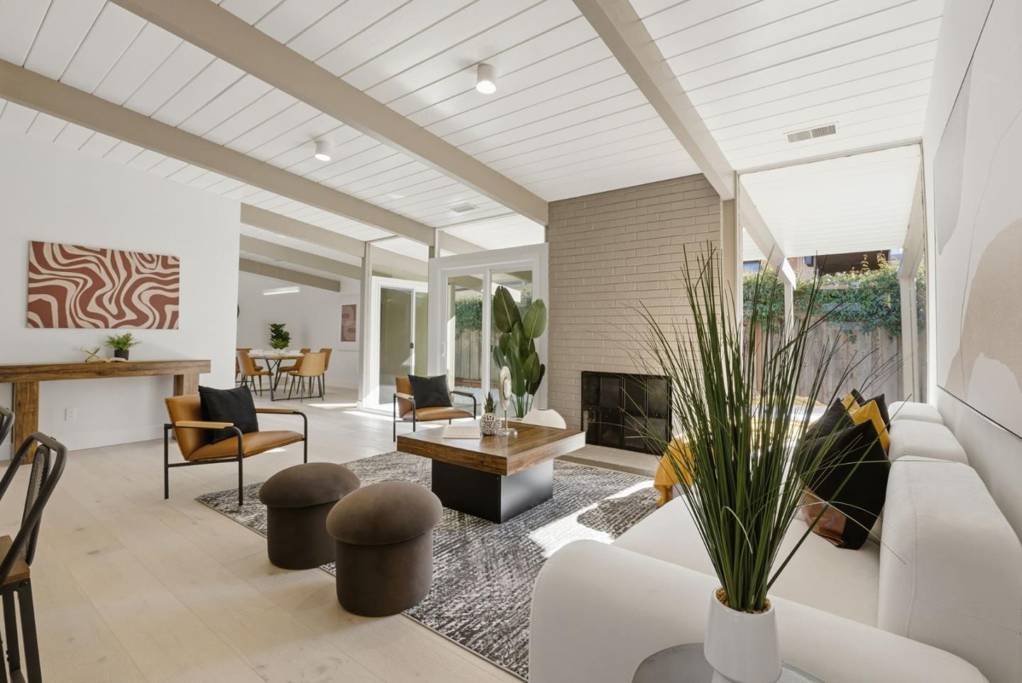 1622 Eleanor Drive