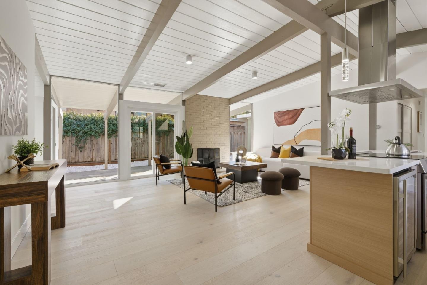 1622 Eleanor Drive