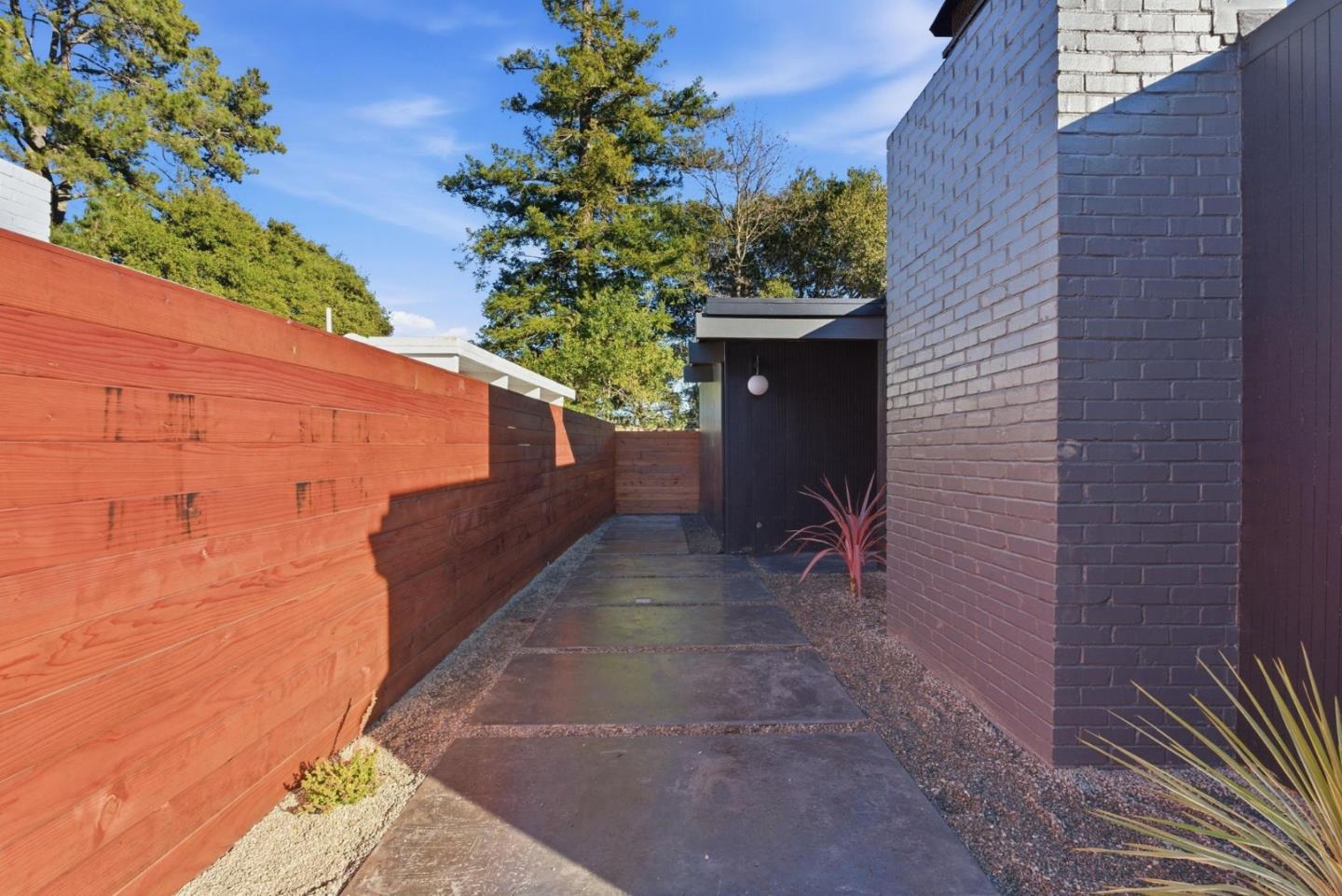 2212 Juniperberry Drive
