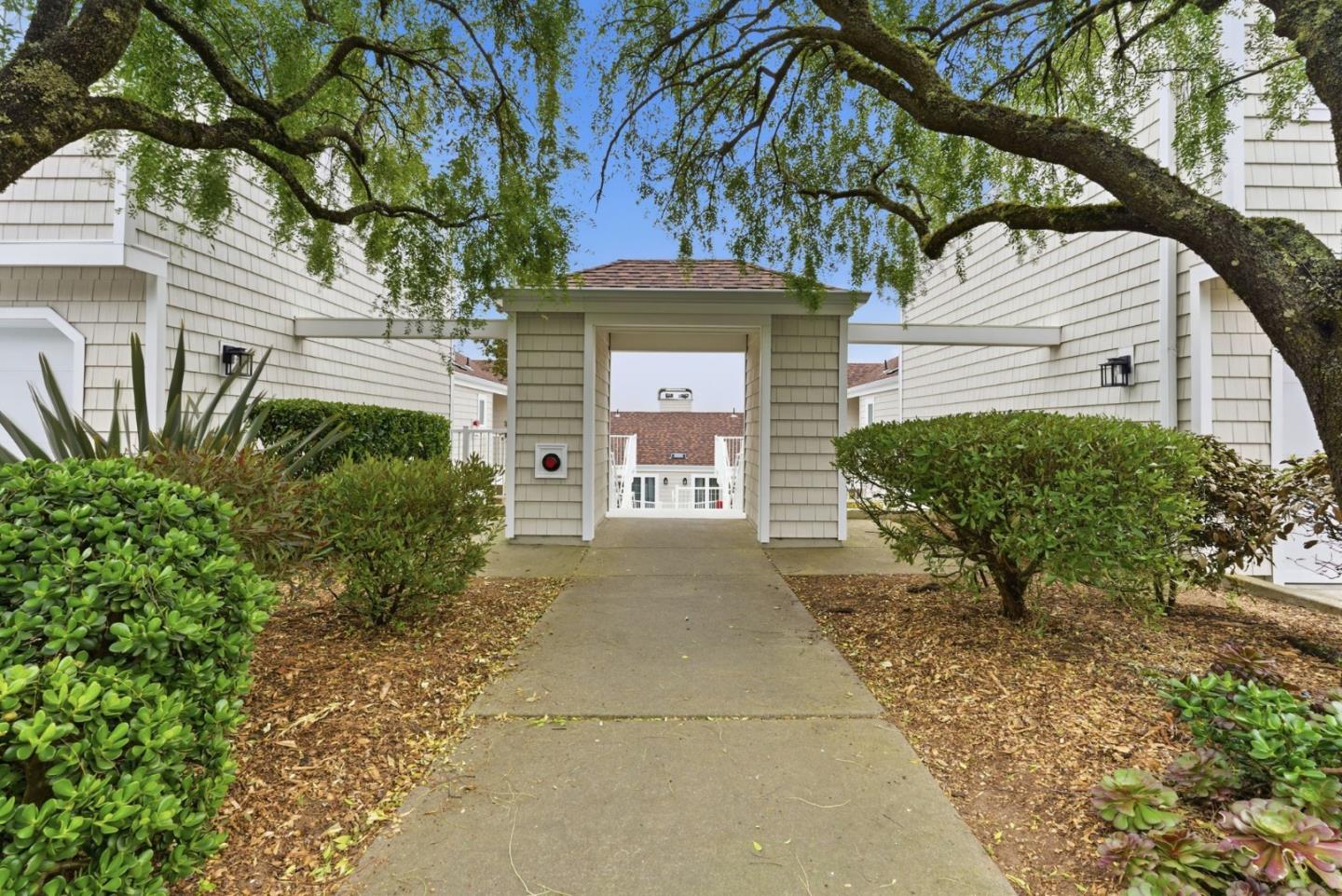 755 Mountain View Drive 2