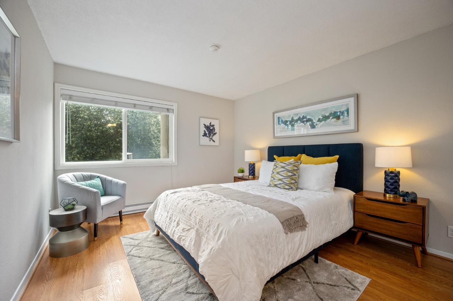 359 Half Moon Lane 113