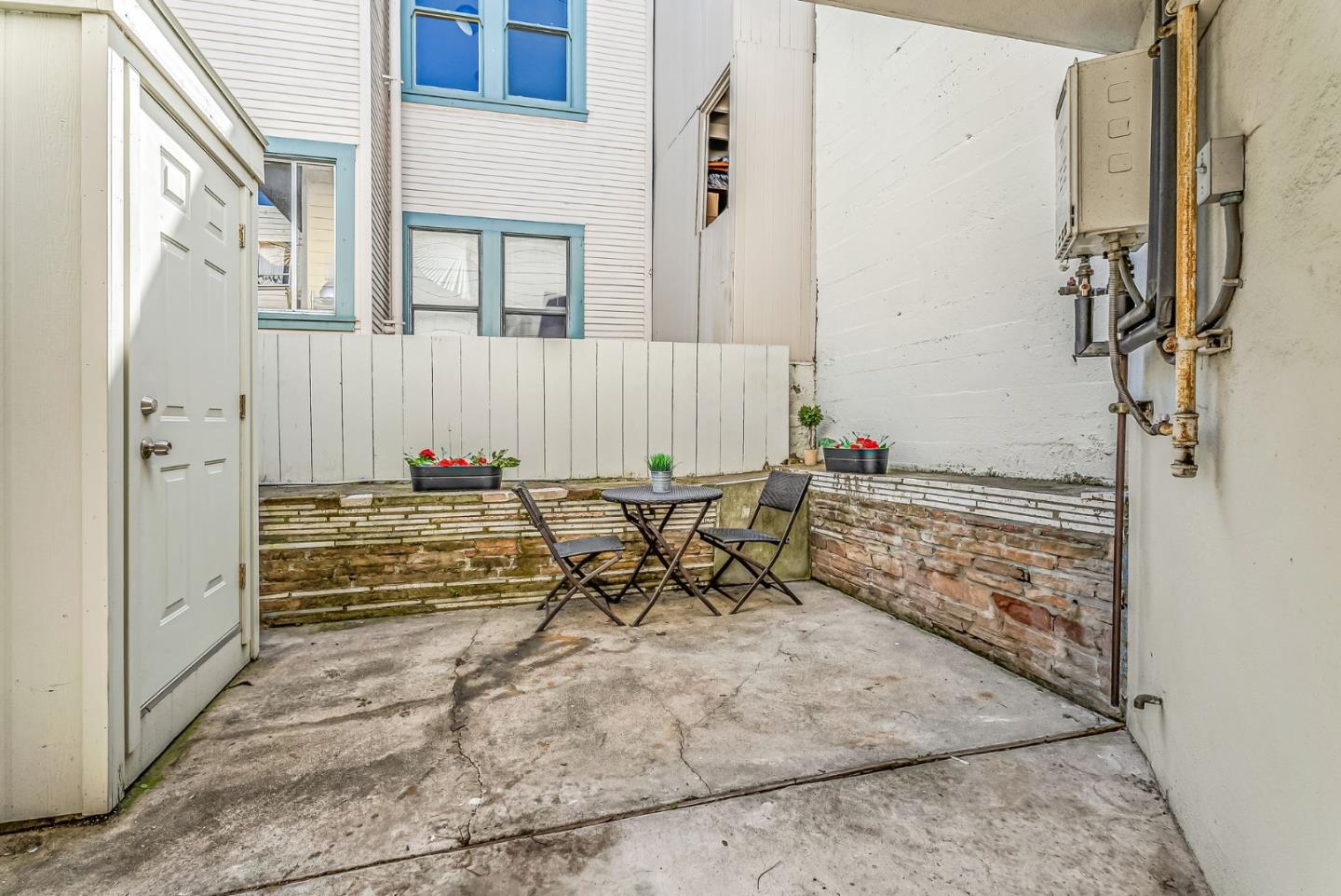 733 Chestnut Street 7