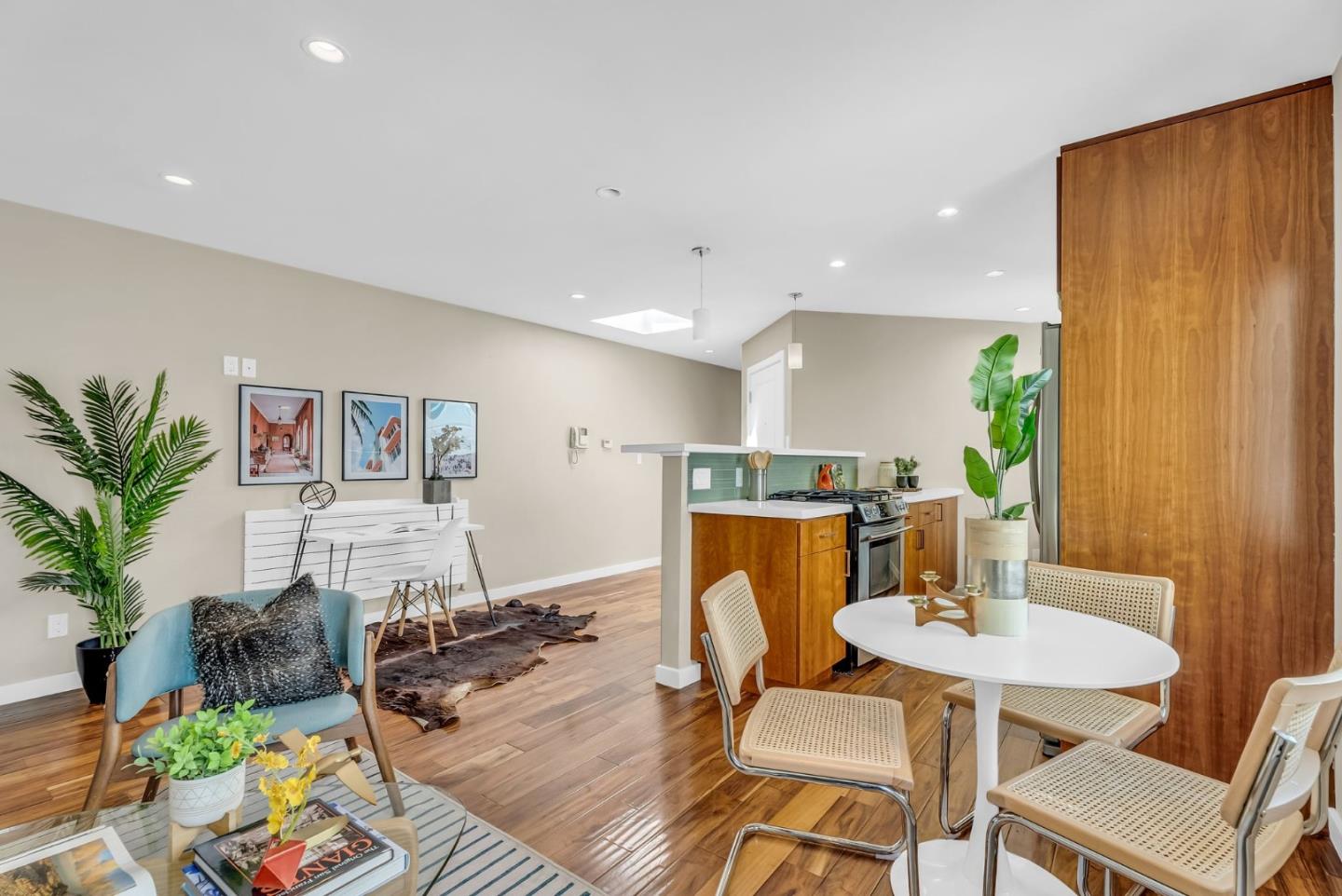 733 Chestnut Street 7