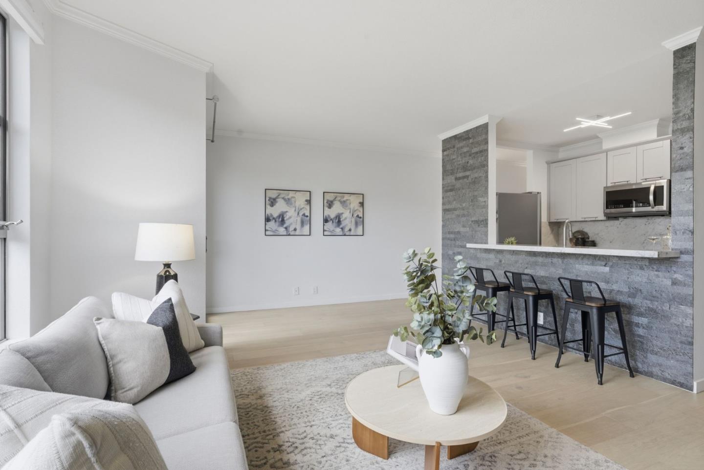 1440 Broadway 307