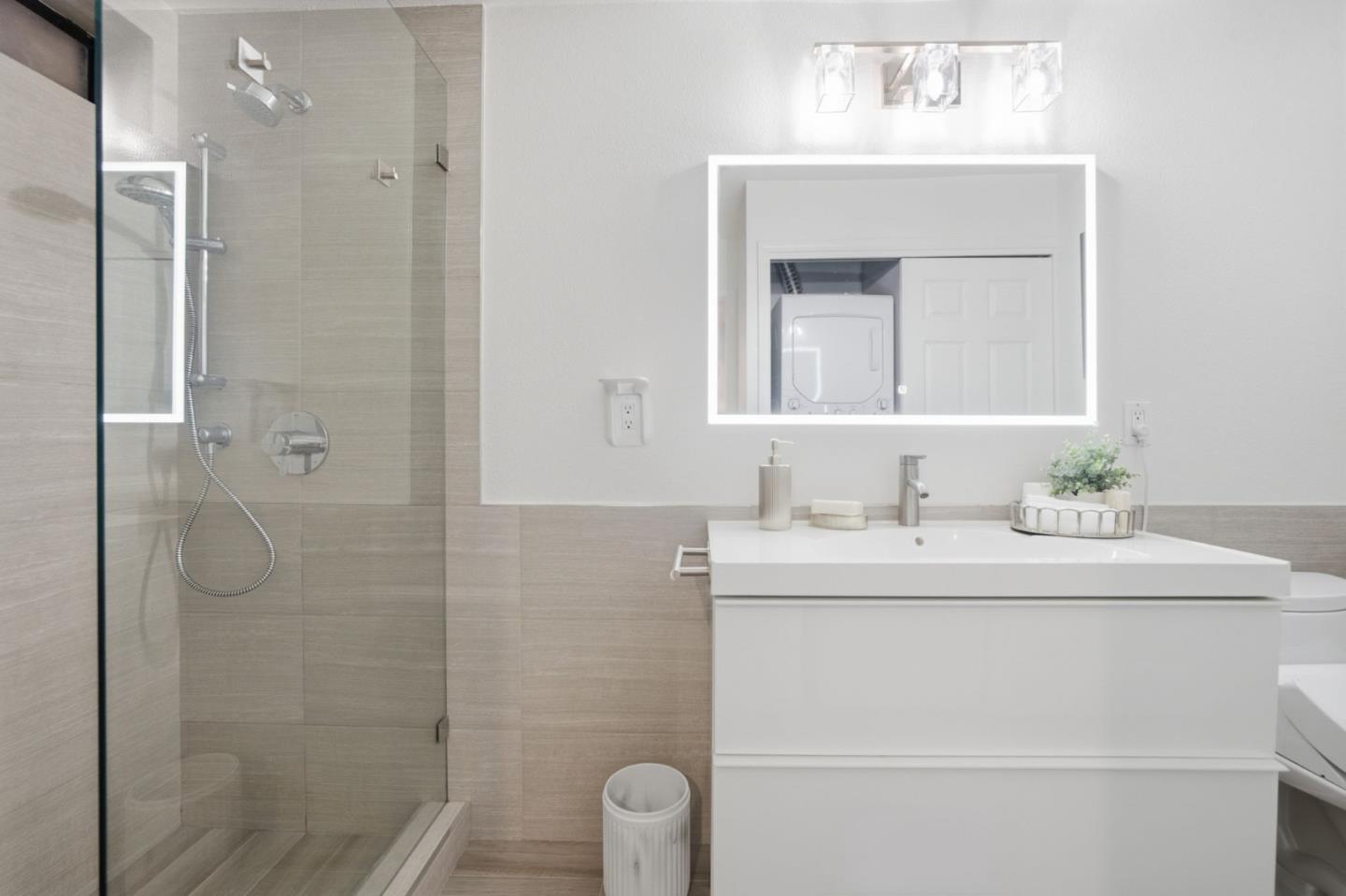 711 South Bayshore Boulevard 6