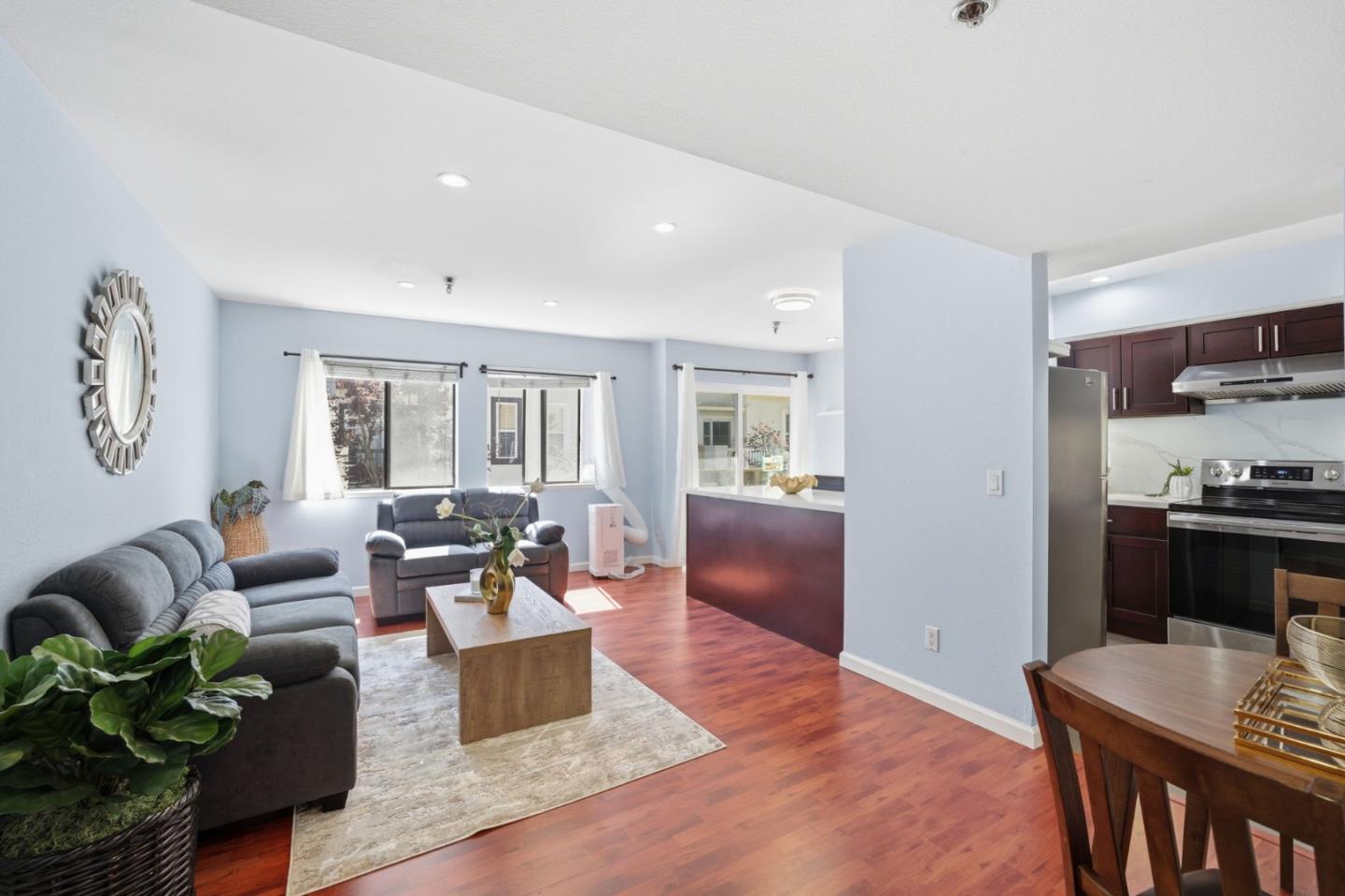 711 South Bayshore Boulevard 6