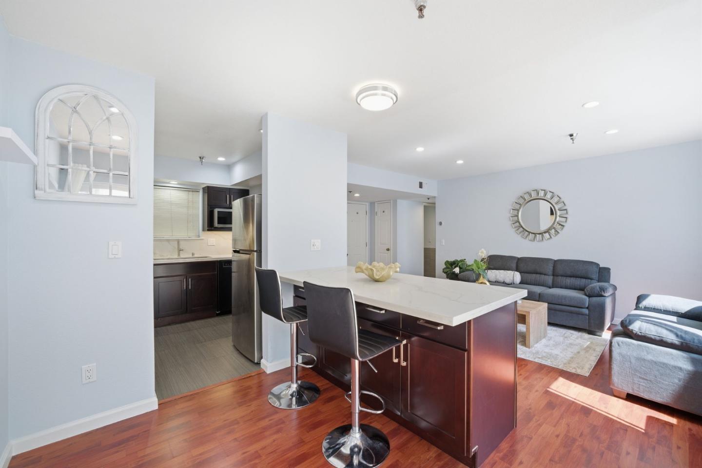 711 South Bayshore Boulevard 6