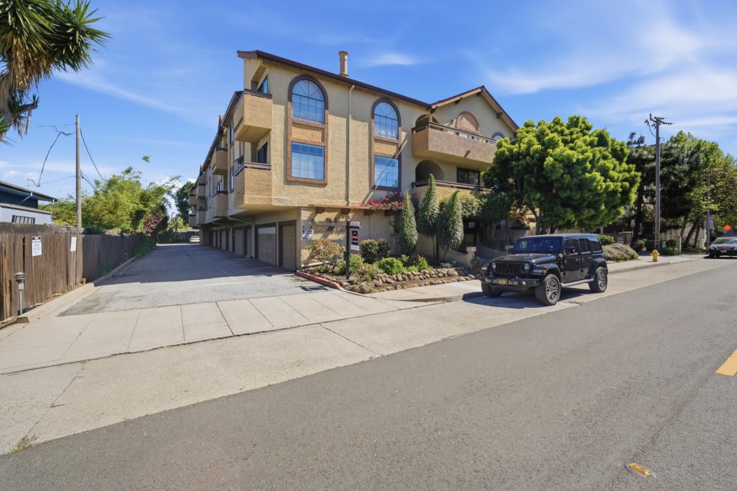 711 South Bayshore Boulevard 6