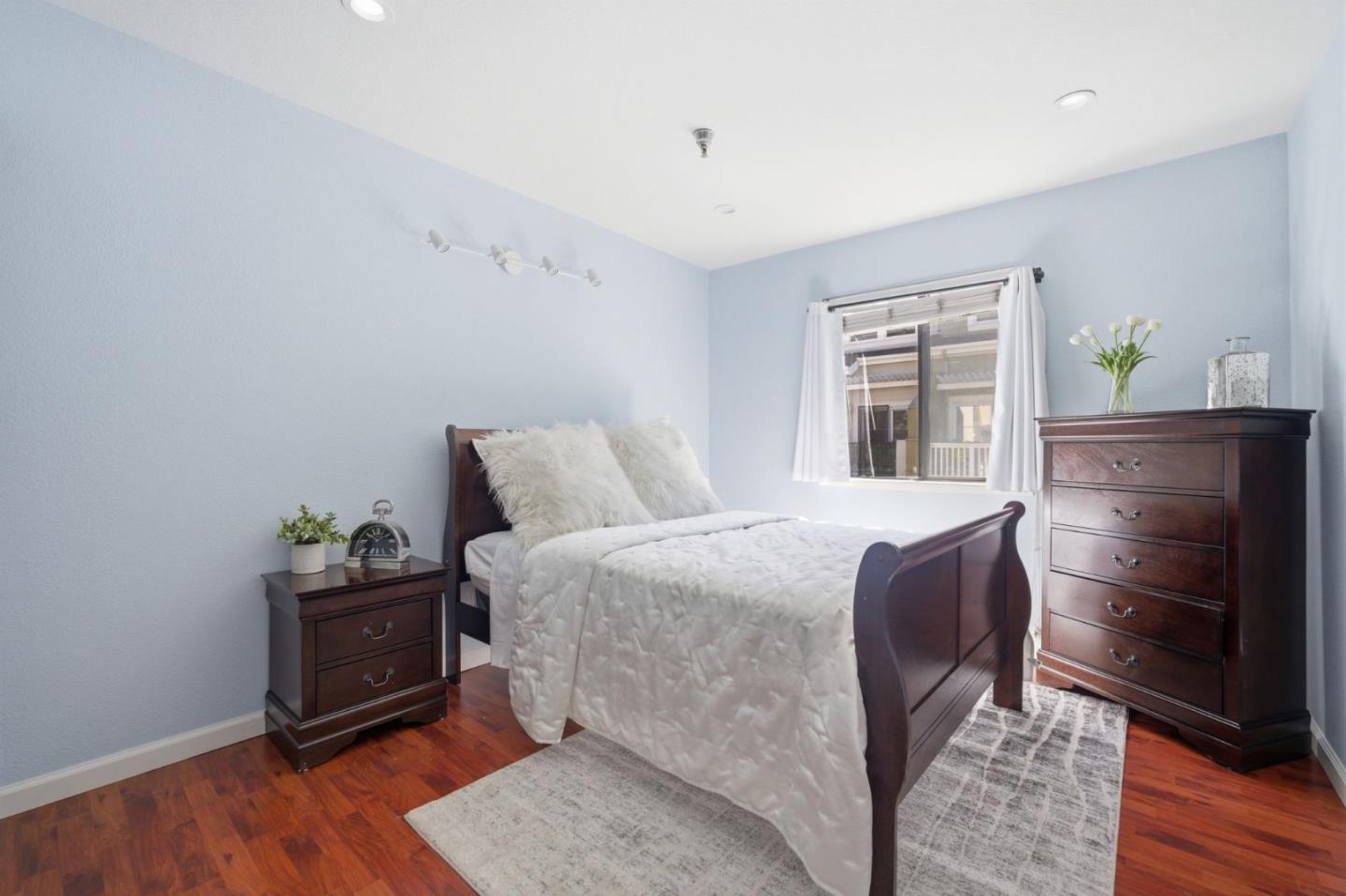 711 South Bayshore Boulevard 6