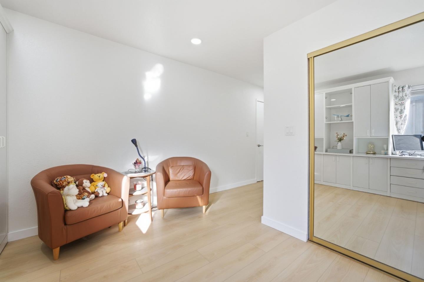 2411 Carlmont Drive 110