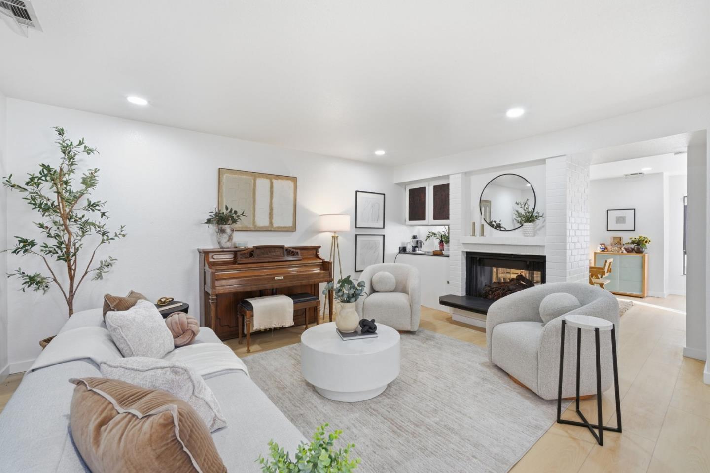 2411 Carlmont Drive 110