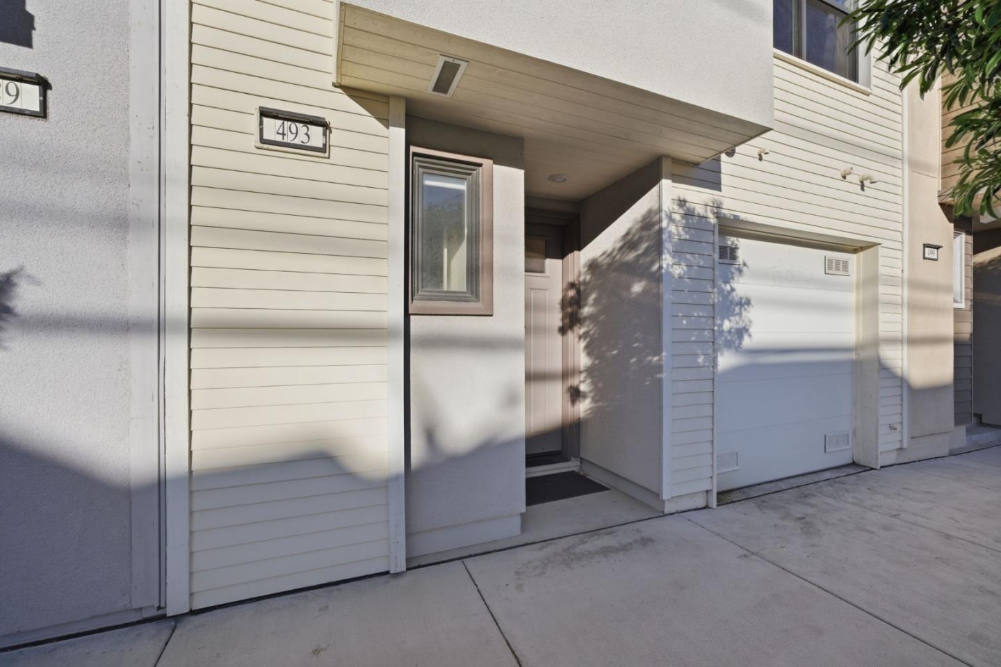 493 Cambridge Street