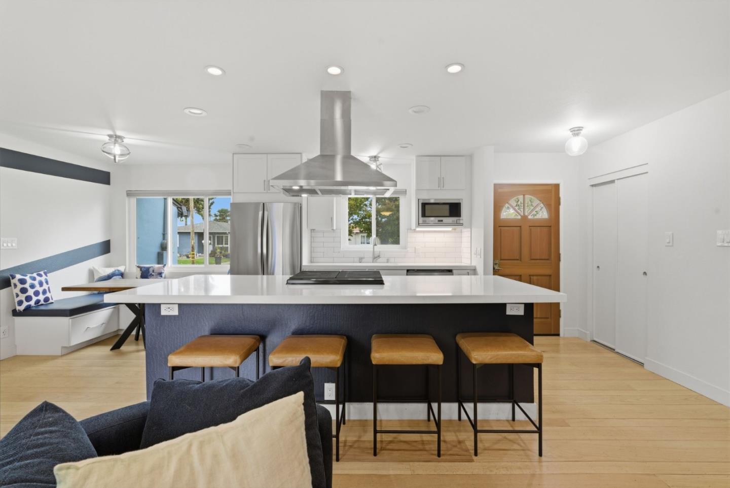 1204 Mcfarlane Lane