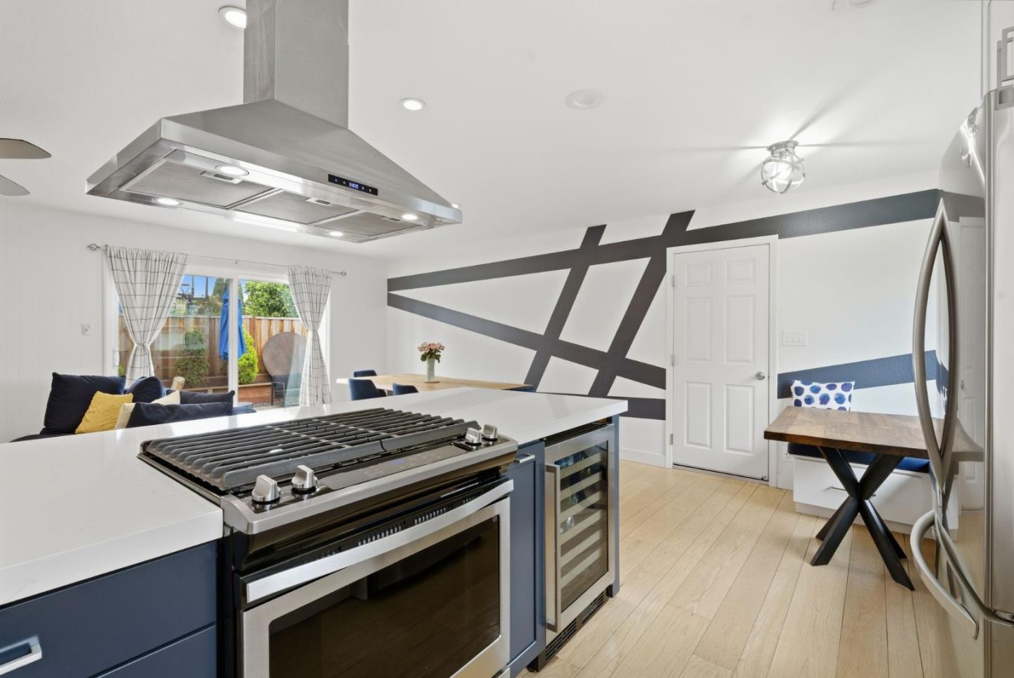 1204 Mcfarlane Lane