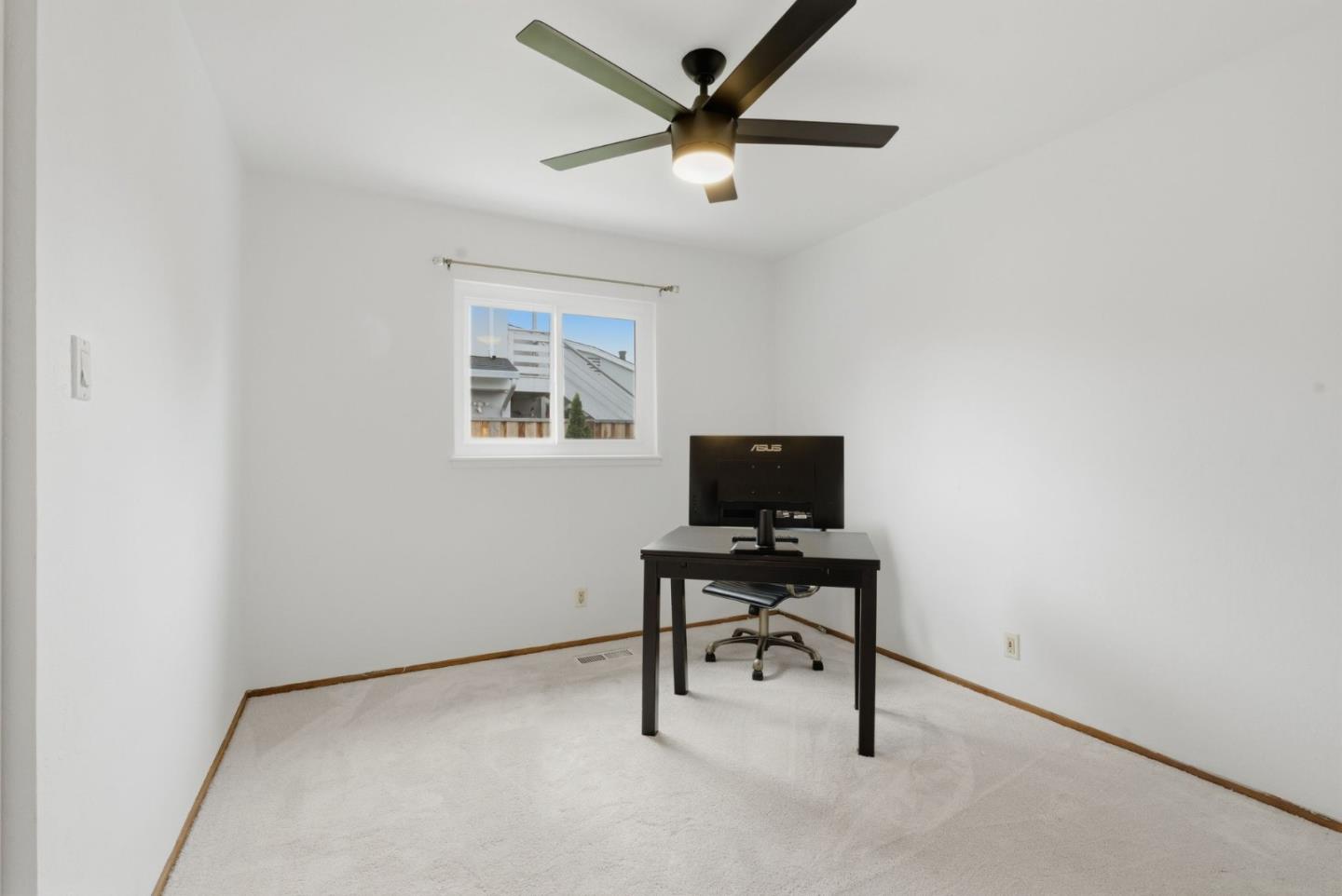 1204 Mcfarlane Lane