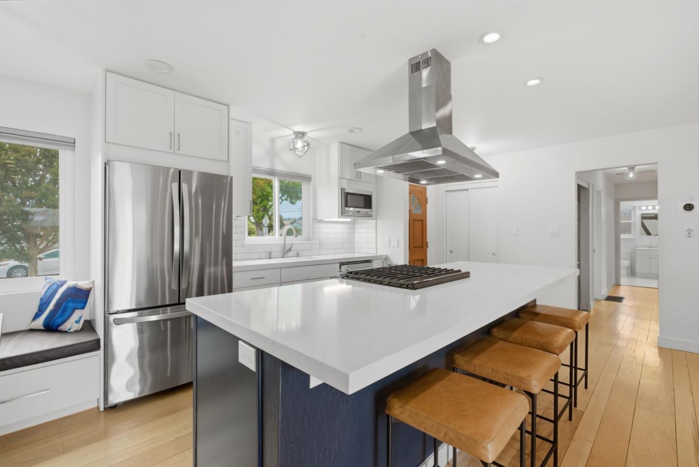 1204 Mcfarlane Lane
