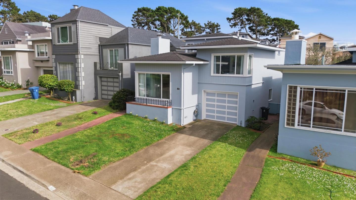 51 Hillsdale Avenue