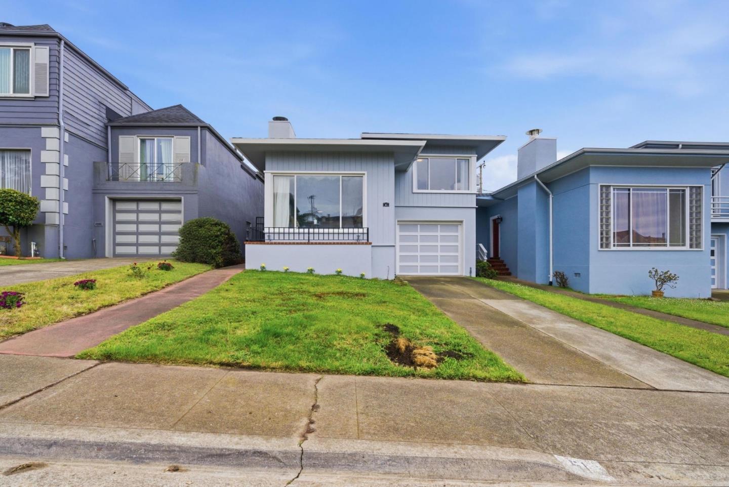 51 Hillsdale Avenue