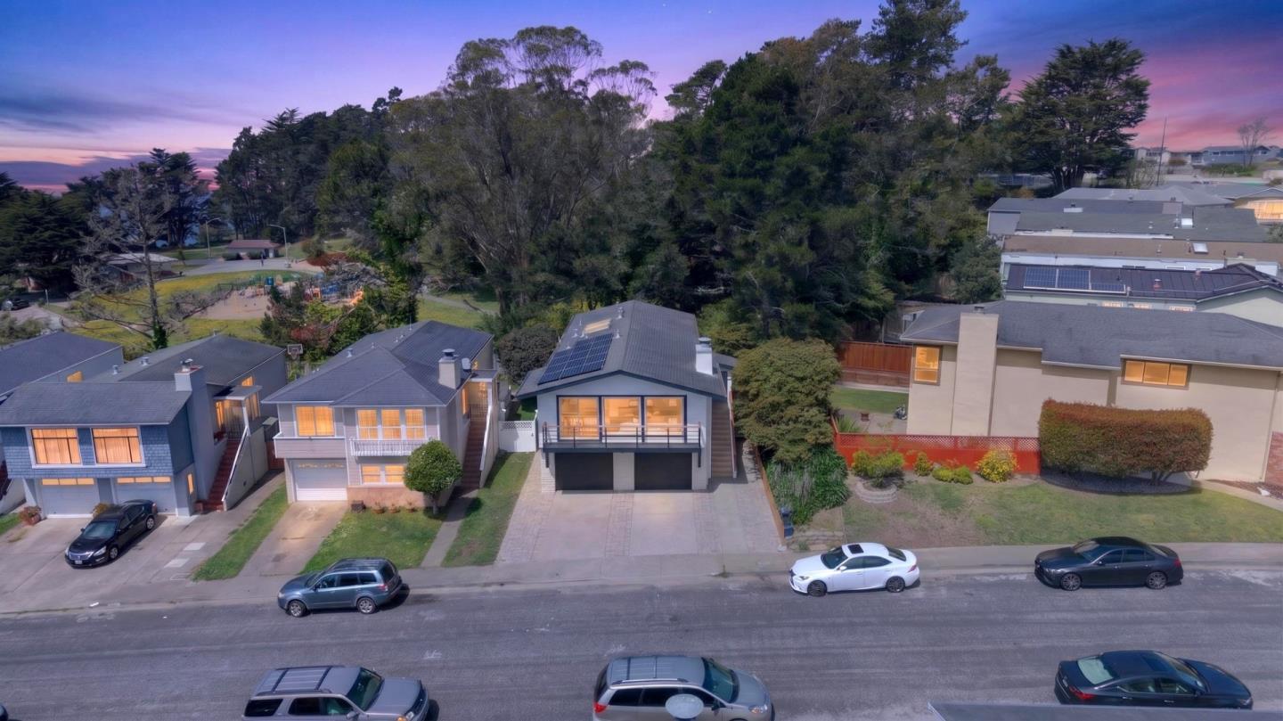 659 Parkview Circle