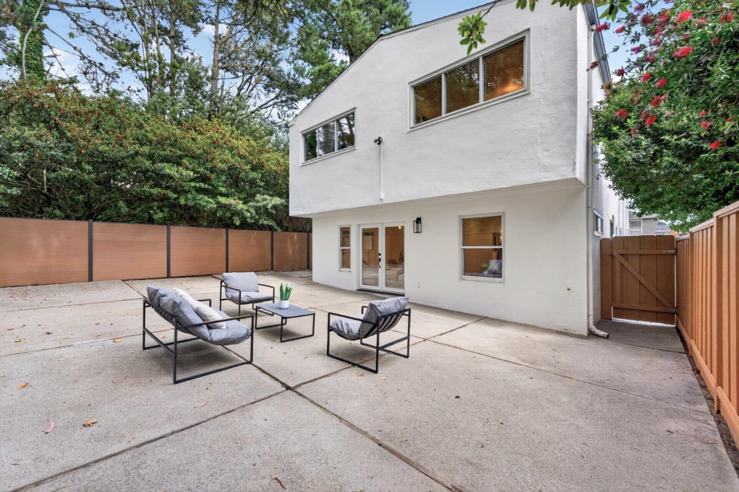 659 Parkview Circle