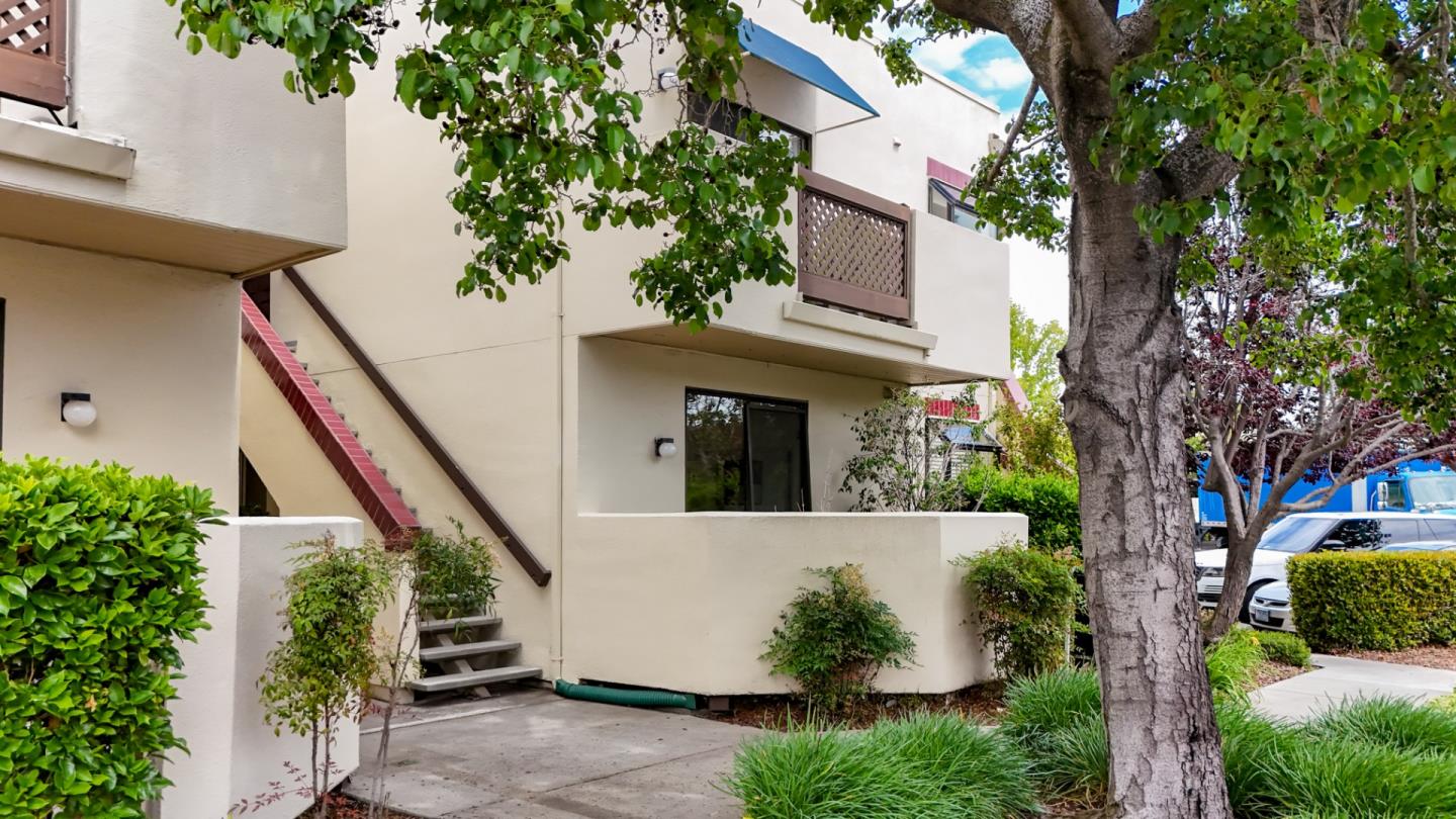 127 Shorebird Circle