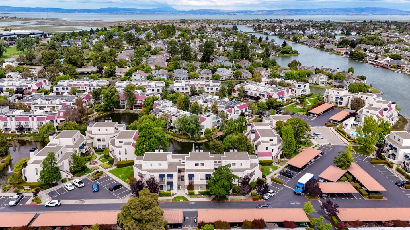127 Shorebird Circle