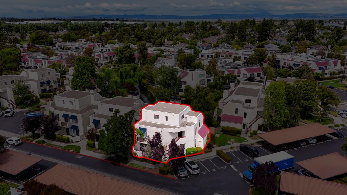 127 Shorebird Circle