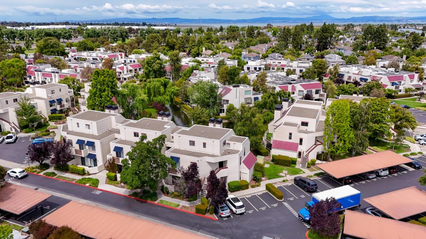 127 Shorebird Circle