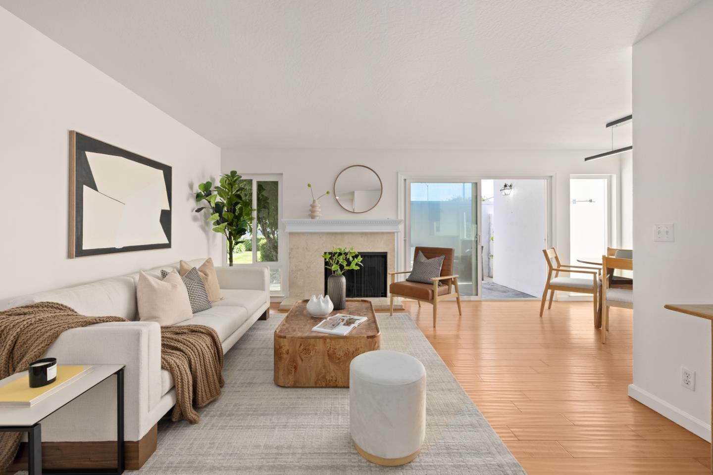 1083 Shell Boulevard 4