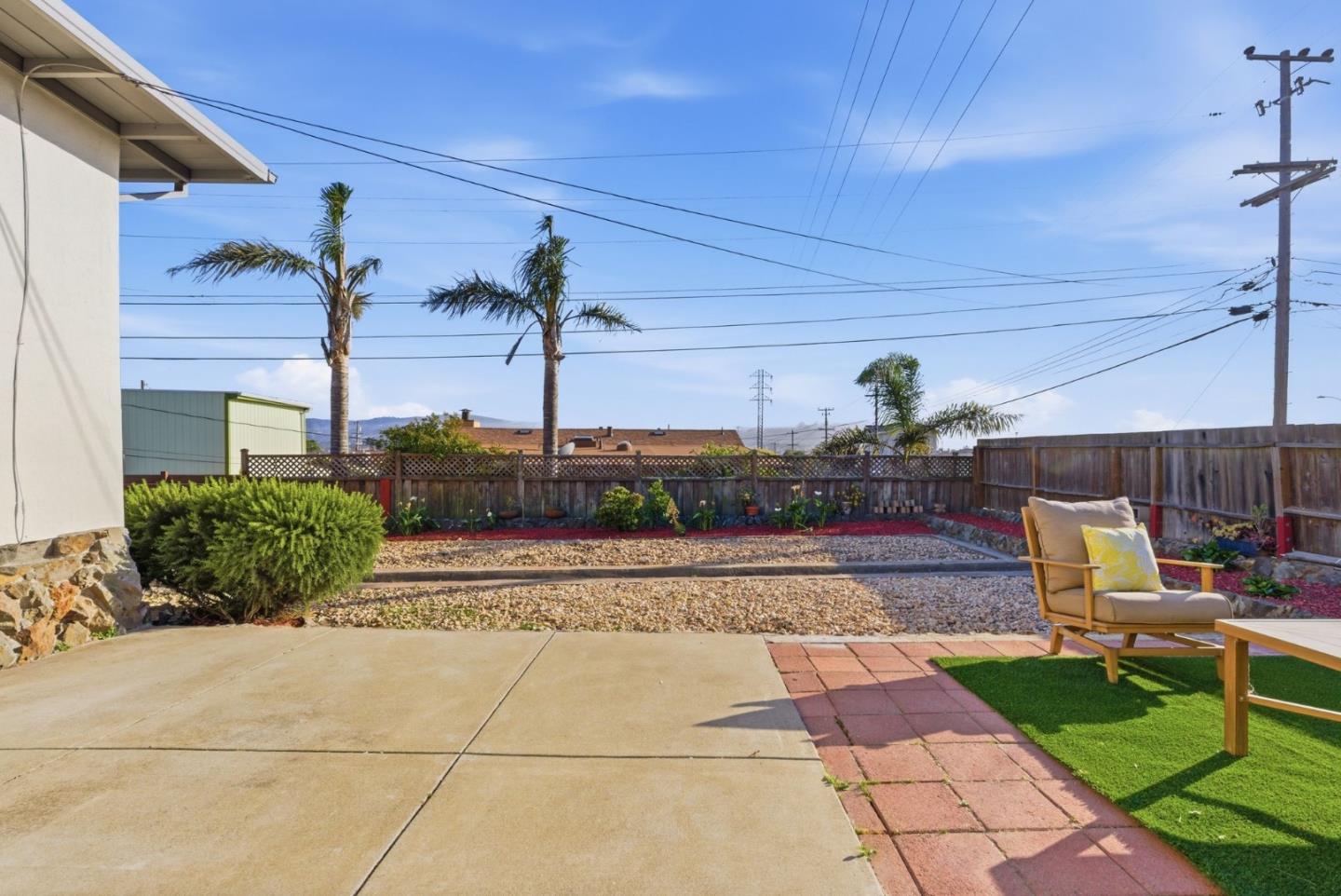 1709 Hillside Boulevard
