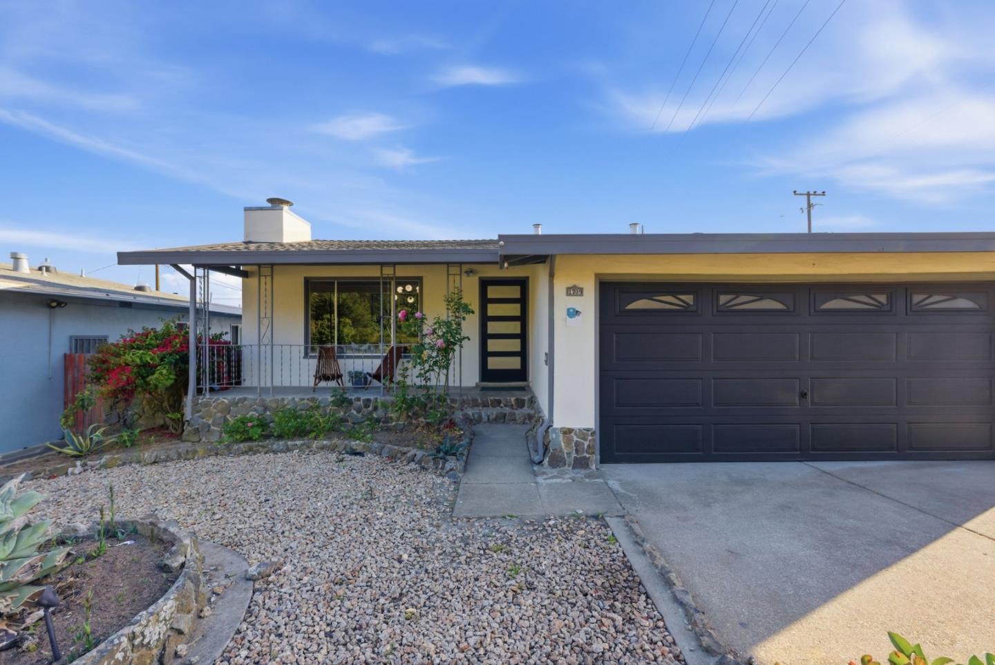 1709 Hillside Boulevard