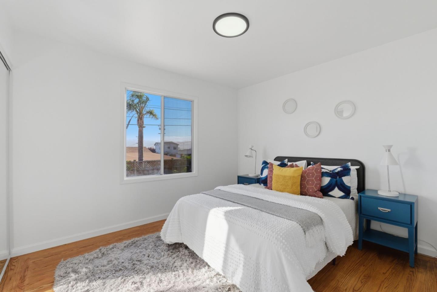 1709 Hillside Boulevard
