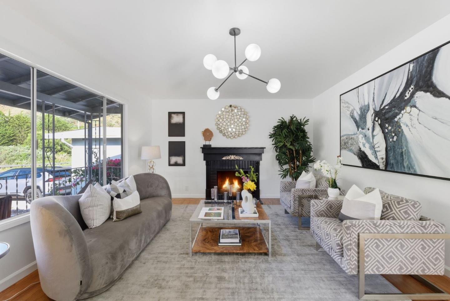 1709 Hillside Boulevard