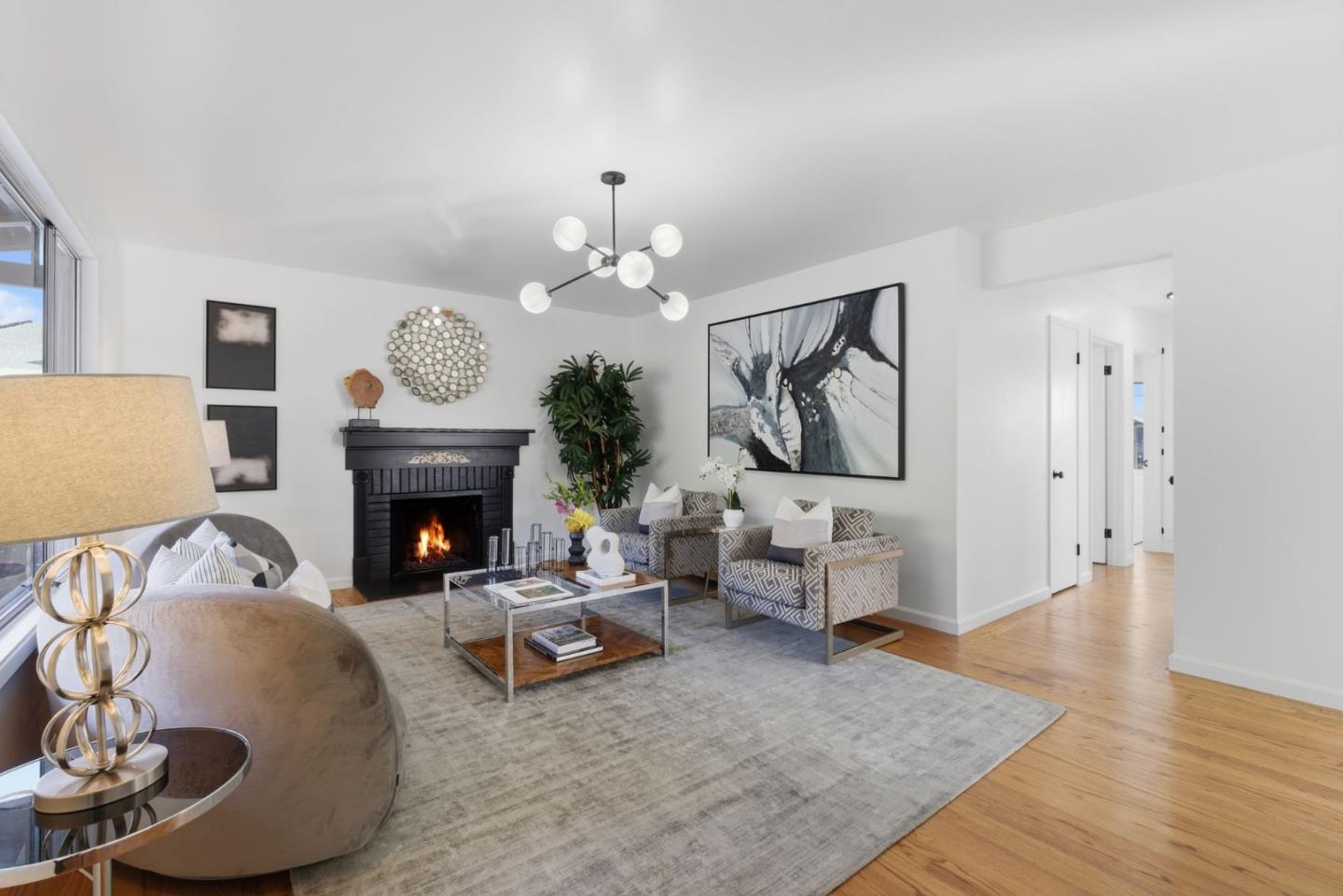 1709 Hillside Boulevard