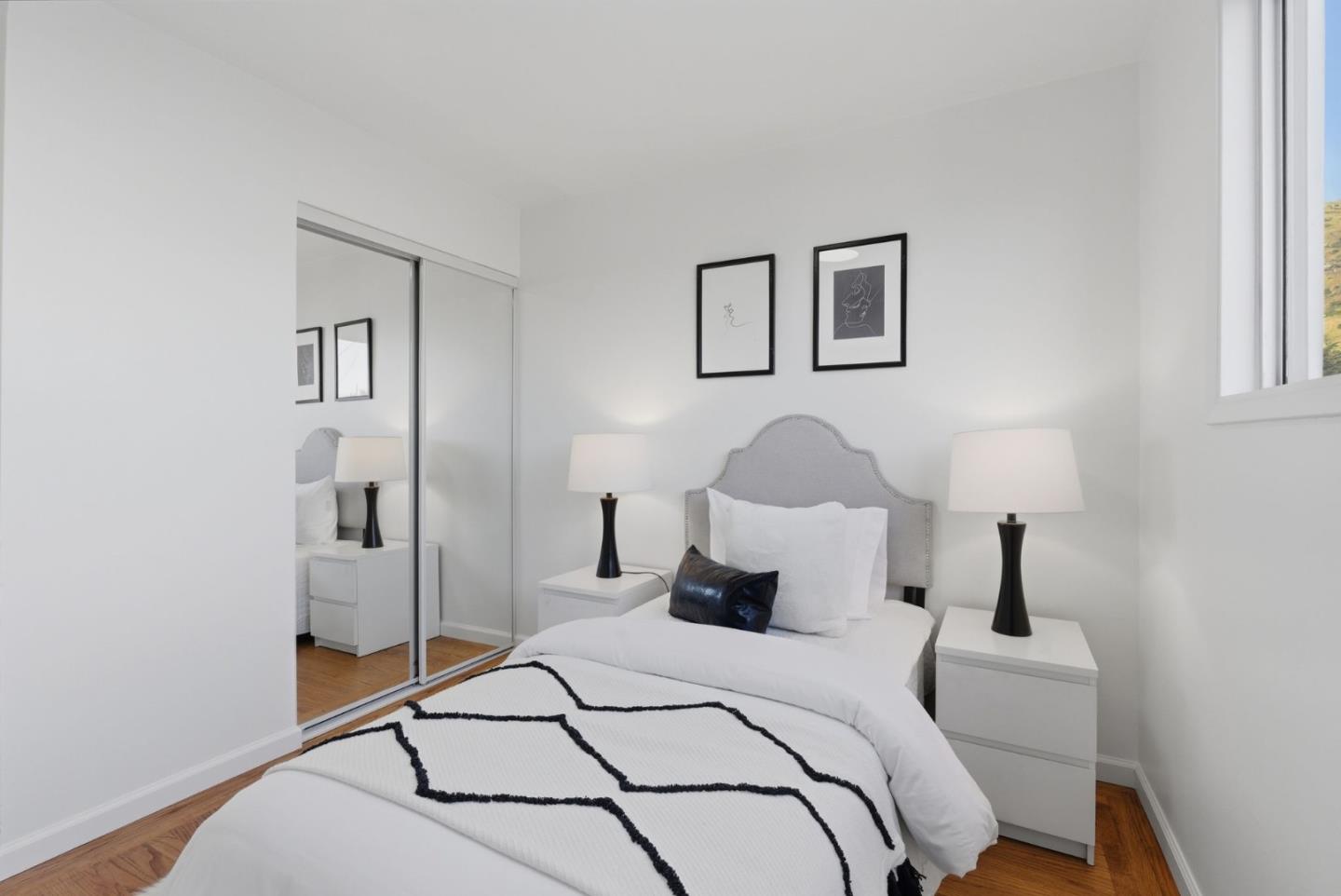 1709 Hillside Boulevard
