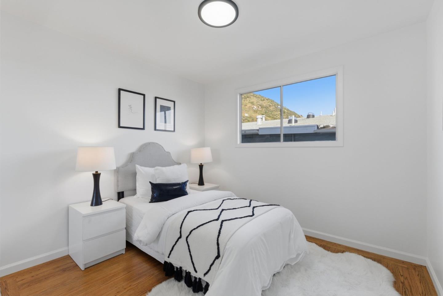 1709 Hillside Boulevard