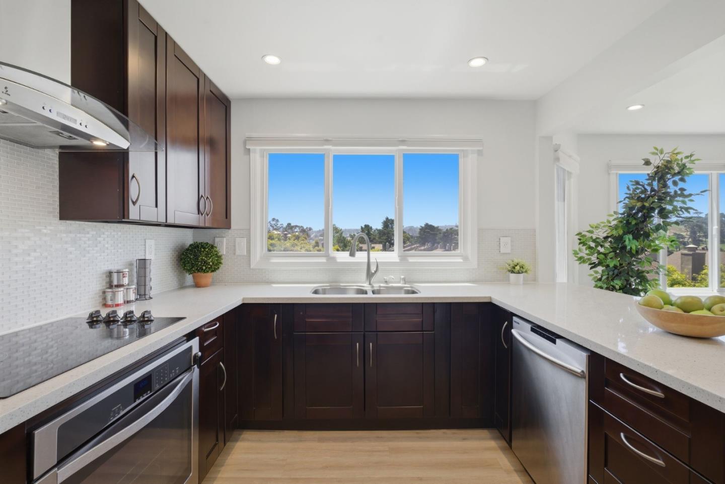 109 South Lake Merced Hills 3E