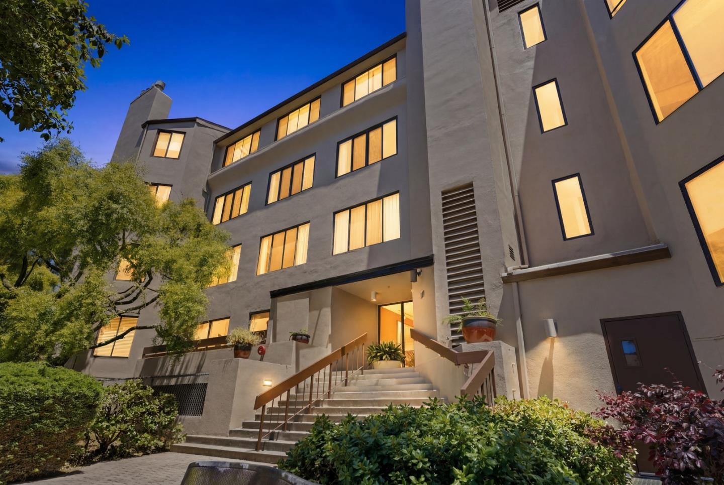 109 South Lake Merced Hills 3E