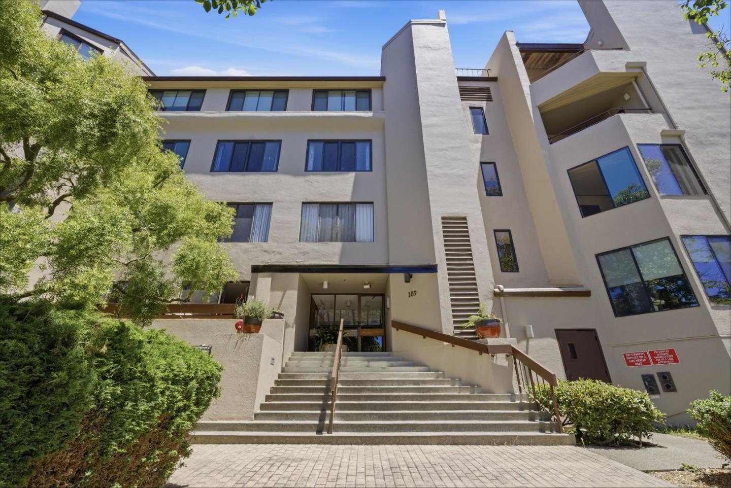 109 South Lake Merced Hills 3E